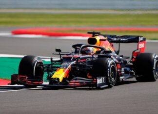 Verstappen lidera la FP2 en Silverstone, Checo Pérz en top 5 f1