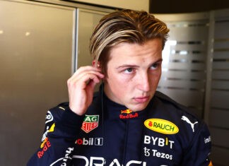 ¿Cuáles son los planes de Red Bull con Liam Lawson tras la llegada de Daniel Ricciardo a AlphaTauri? f1