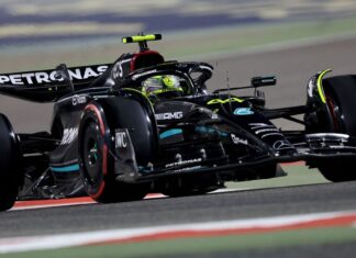 Límites de costos retrasan desarrollo, admite Mercedes f1
