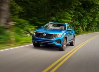 Volkswagen Atlas Cross Sport 2.0T SEL R-Line del 2024 vw