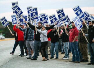 La huelga continua, todavía no hay arreglo, el sindicato de trabajadores le da un serio golpe a la General Motors