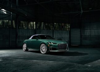 Audi of America celebra tres generaciones de diseño icónico con la edición final del Audi TT Roadster del 2023