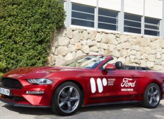 Ford será el patrocinador oficial de movilidad de Warner Music en los Latin Grammy 2023