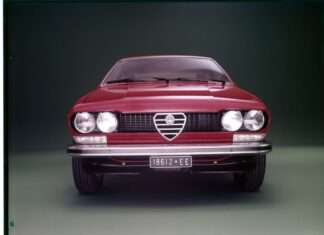 Dos nuevos logotipos celebran los 70 años del Alfa Romeo