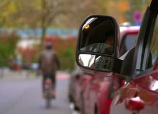 Nueva tecnología de Ford para evitar los “portazos”