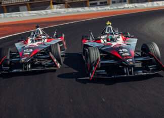 Cuatro Porsche 99X Electric luchan por el título en la Fórmula E