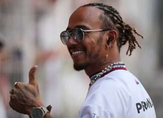 Mercedes sabía del riesgo de perder a Hamilton para 2025