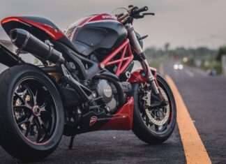 Los chinos crean un extraño motor para competir con Ducati y KTM