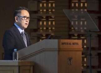 Las carreteras construyen personas y las personas construyen autos