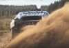El Ford Raptor del Rally Dakar 2025 se muestra con Carlos Sainz Sr.