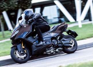 Yamaha TMAX ¿Por qué se ha convertido en un mito del motociclismo?