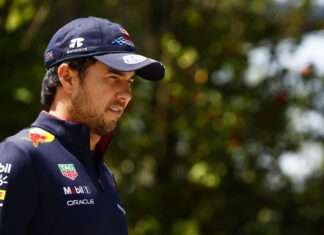 Sergio Pérez sigue siendo la prioridad de Red Bull para 2025