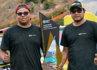 Raúl Velit gana el premio presidente de la república