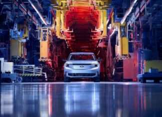 Planta de ensamblaje de Ford en Colonia comienza producción del nuevo Explorer EV