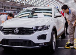 China amenaza con superar el dominio automotriz de Alemania por sus carros eléctricos