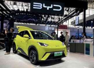 BYD compró 20% de su distribuidor de carros eléctricos en Tailandia