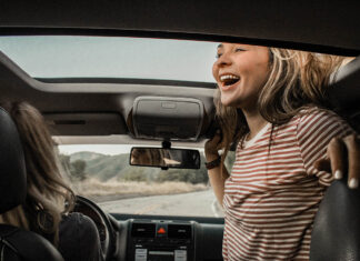 ¿Cuánto debo ganar cómo mínimo para comprar un vehículo a plazos?