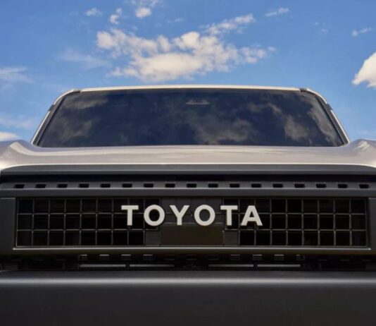 Toyota se centrará en liderar mercado de carros híbridos