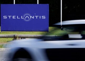Stellantis se enfrenta a una importante demanda por emisiones del pasado