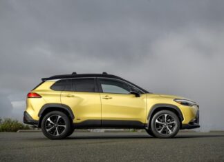 Toyota llama a revisión miles de los modelos híbridos Corolla Cross