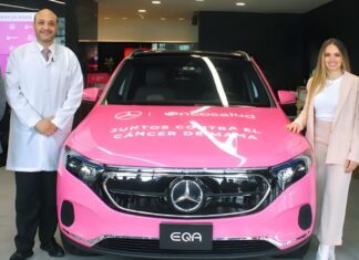 Regresa el icónico auto rosa de la campaña contra el cáncer de mama