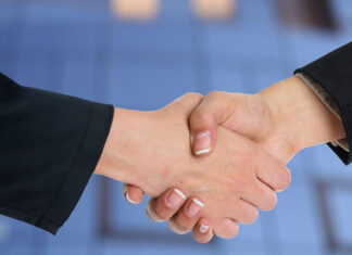 Divemotor recibe reconocimiento EliteClass en el sector de camiones