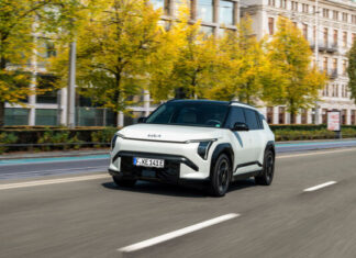 Kia lanza CarPay y se asocia con Parkopedia