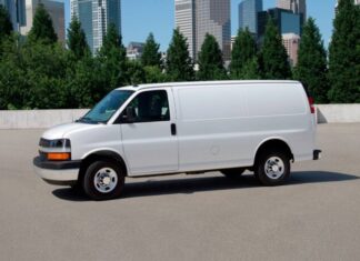 General Motors está retirando del mercado casi 80.000 vehículos comerciales