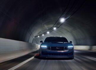 Ford Mustang Dark Horse del 2024