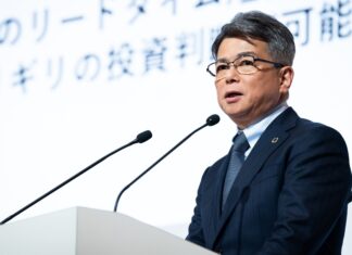 Toyota aplaza la inversión en autos eléctricos