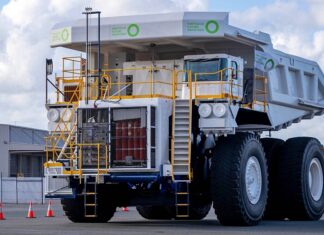 El dúmper eléctrico con más batería que 30 Teslas se carga en sólo 30 minutos