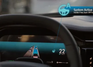 Stellantis lanza su primer sistema de conducción autónoma