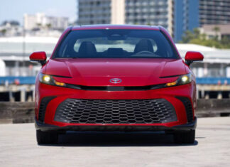 Toyota y Lexus están retirando del mercado miles de populares sedanes y crossovers