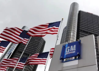 General Motors está retirando del mercado más de 70.000 vehículos, debido a una moldura defectuosa en el capó