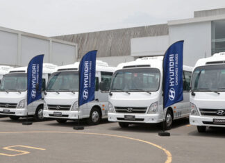Hyundai entrega una flota de 7 buses County a Transportes Ríos