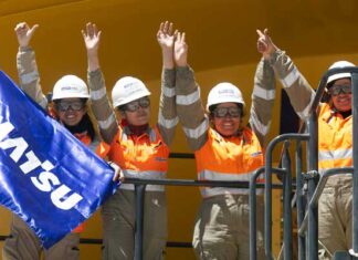 Komatsu Mitsui promueve la Inclusión de mujeres