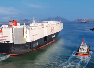 BYD lanzará su quinto megabuque lleno de autos híbridos y eléctricos