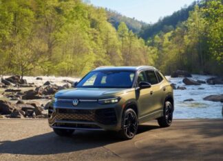 Volkswagen presentó en Nueva York el nuevo Tiguan SEL R-Line Turbo del 2026