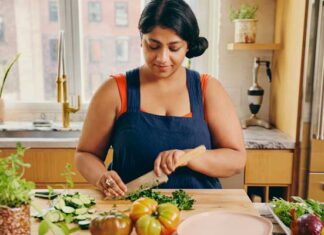 Ahora en Airbnb puedes reservar chefs, masajes, peluquería y más