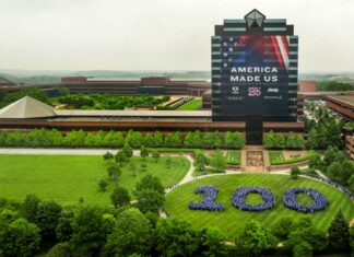 Chrysler resiste y cumple 100 años: la marca estadounidense que se niega a morir