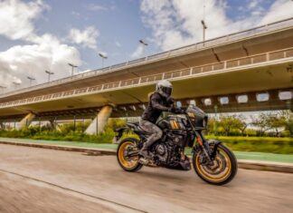 Suzuki mostró las nuevas motos GSX-8TT Y GSX-8T