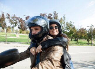 Cinco recomendaciones para escoger tu primer casco de moto