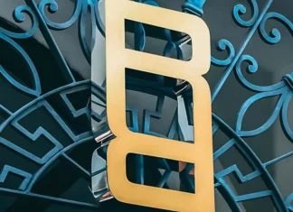 Range Rover ya es una marca independiente y tiene su propio nuevo logotipo