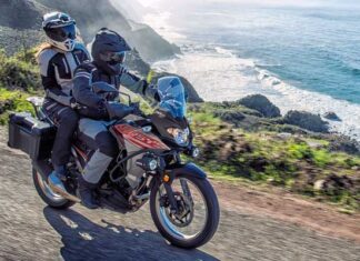 ¿Cómo viajar seguro en moto según el destino y el clima?