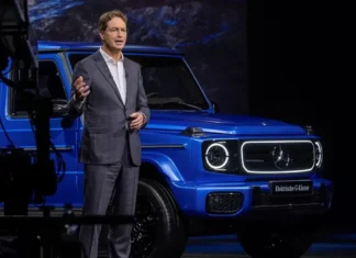 CEO de Mercedes: La industria automotriz europea podría «colapsar»