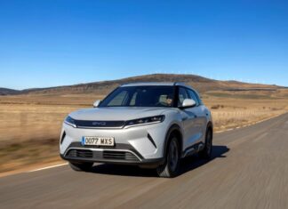 BYD produce su vehículo enchufable número 14 millones