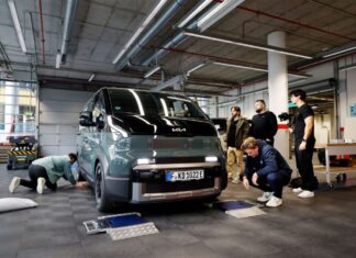 Kia establece un récord mundial Guinness para vehículos comerciales