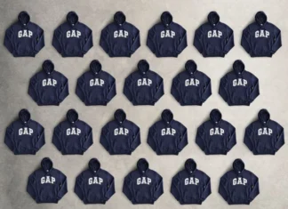 30 años, millones de historias: El Arch Logo Hoodie de Gap celebra tres décadas marcando tendencias