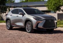 Lexus NX 450h+ Luxury del 2026