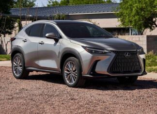 Lexus NX 450h+ Luxury del 2026
